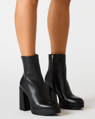 TYRA BLACK LEATHER