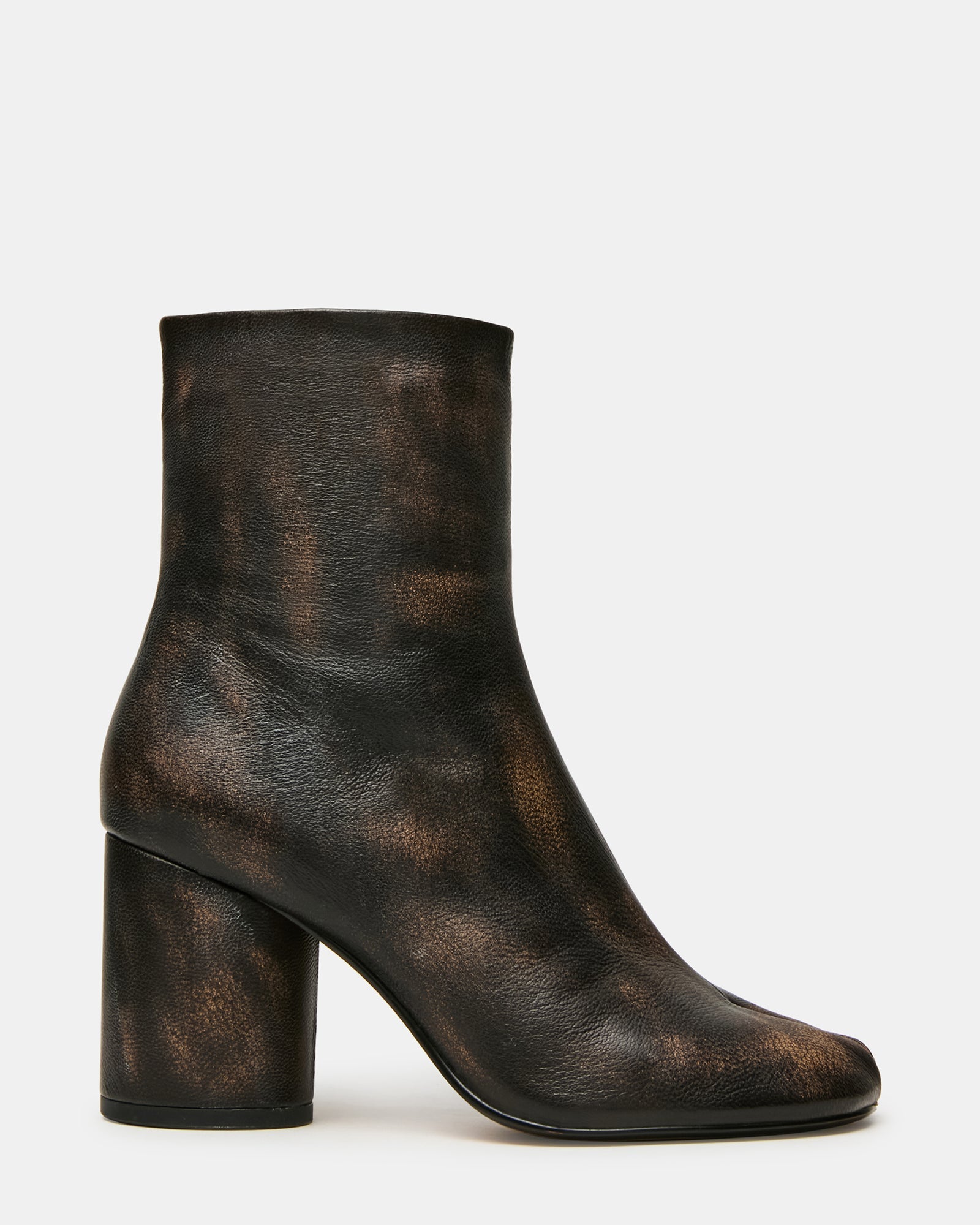 CARO BROWN DISTRESSED