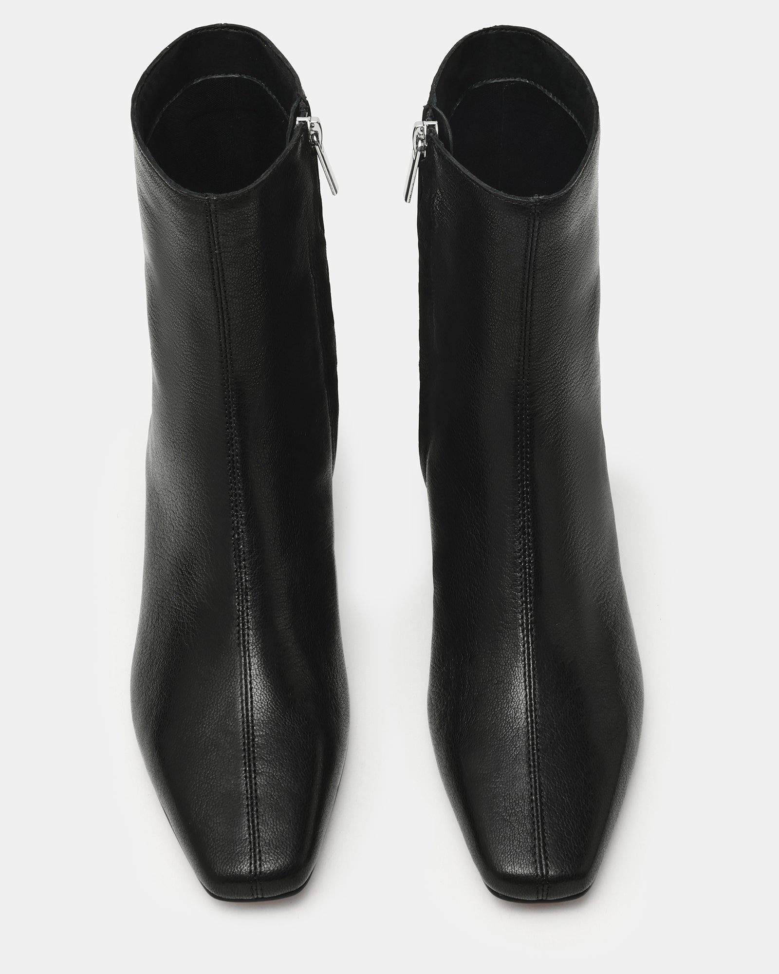 FLAIRE BLACK LEATHER