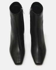FLAIRE BLACK LEATHER