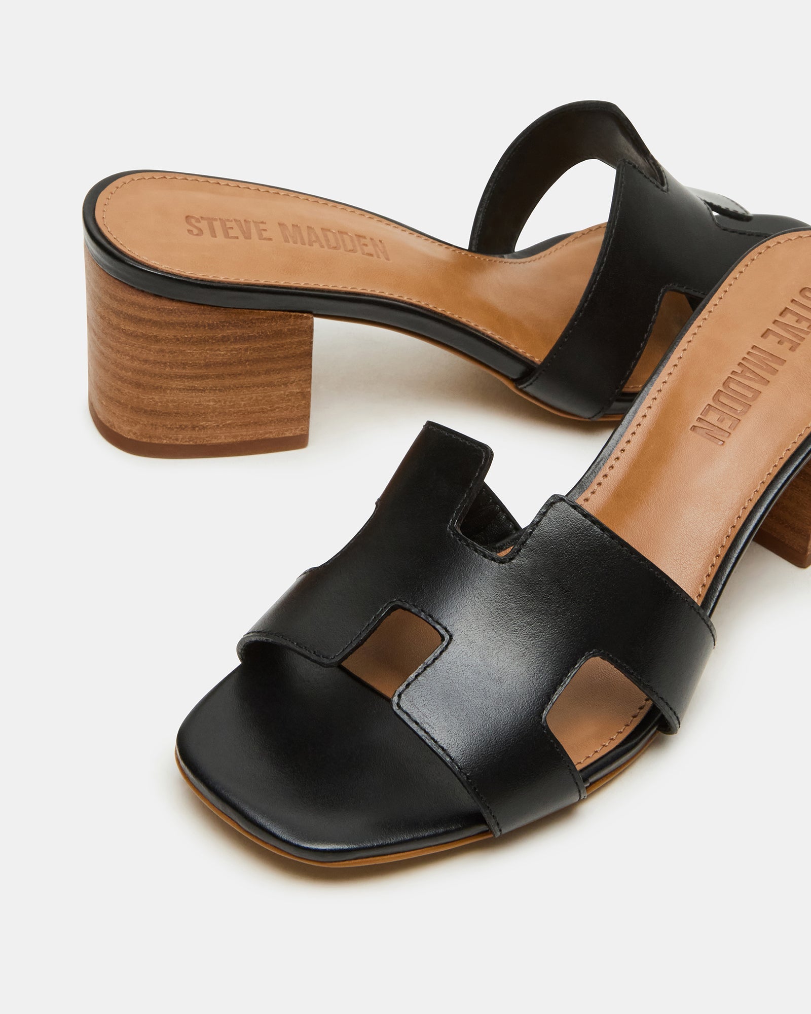 HANA BLACK LEATHER