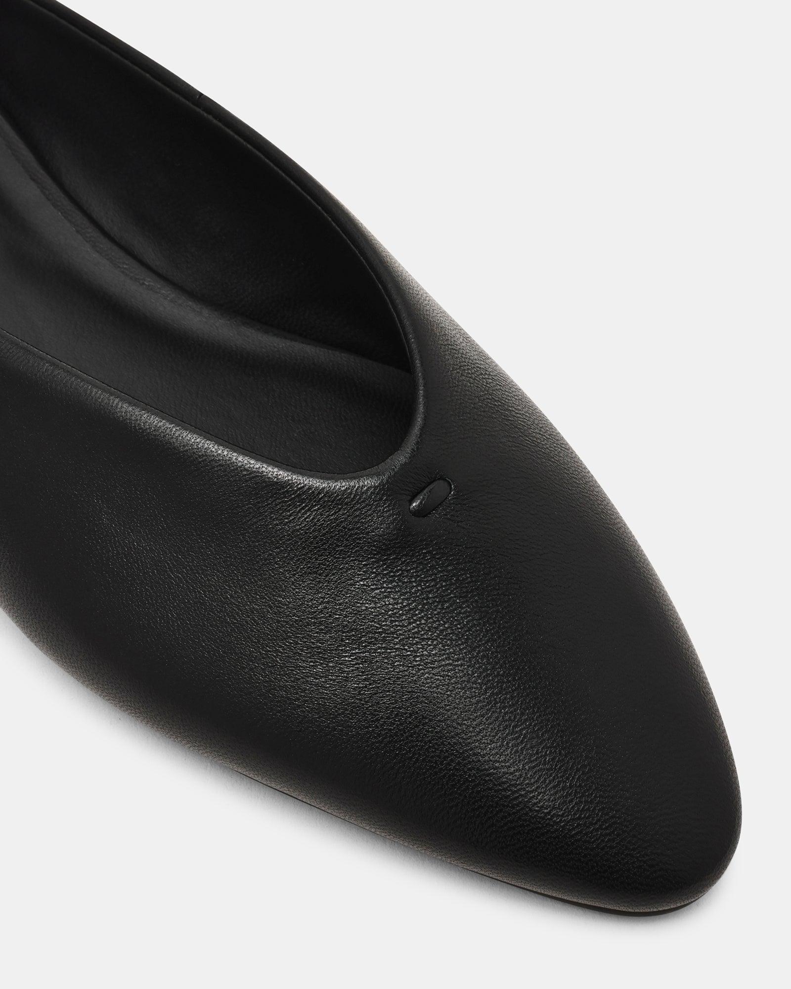 SHERMAN BLACK LEATHER
